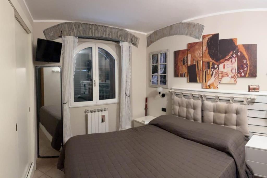 Apartamento Le Rose , Relax In Casolare Del 1700 Sarzana Exterior foto